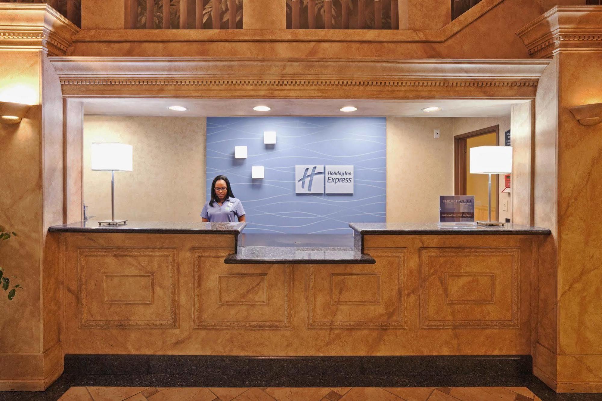 Holiday Inn Express & Suites Glenpool By Ihg Luaran gambar
