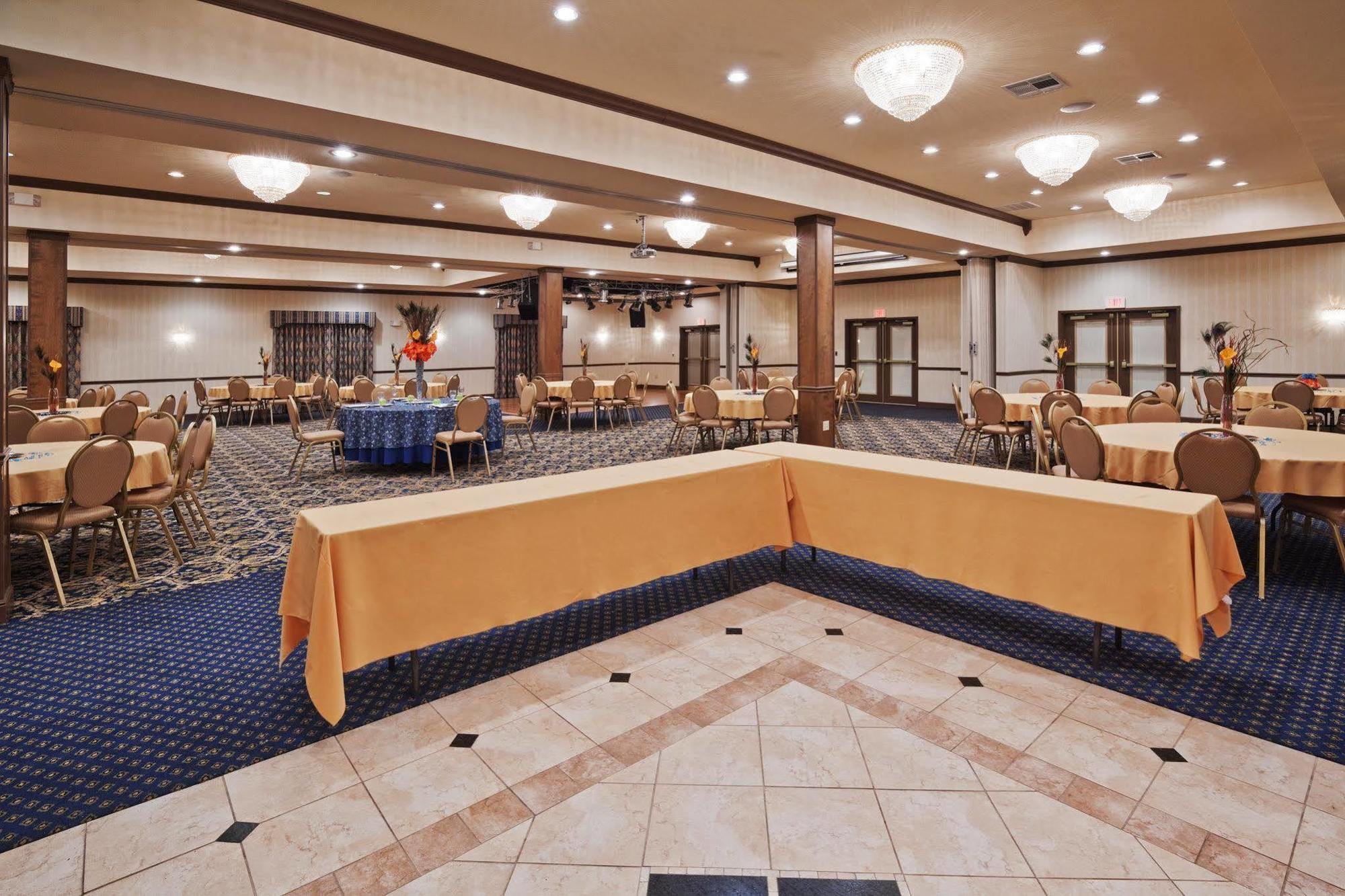 Holiday Inn Express & Suites Glenpool By Ihg Luaran gambar